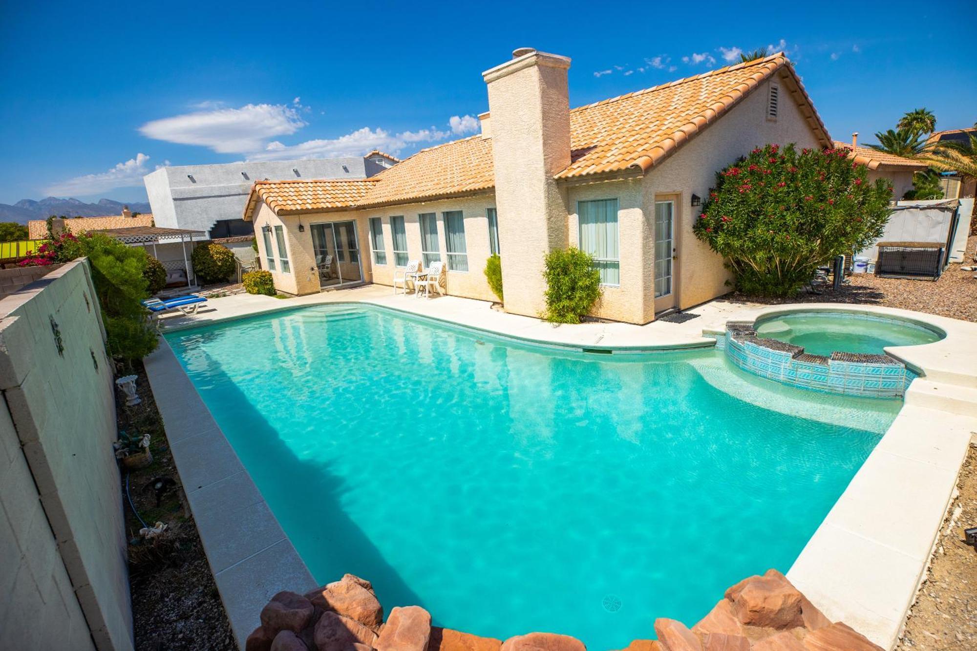 Luxury 1900 Sq Ft House Huge 46 Ft Pool & Hot Spa Las Vegas Exterior foto